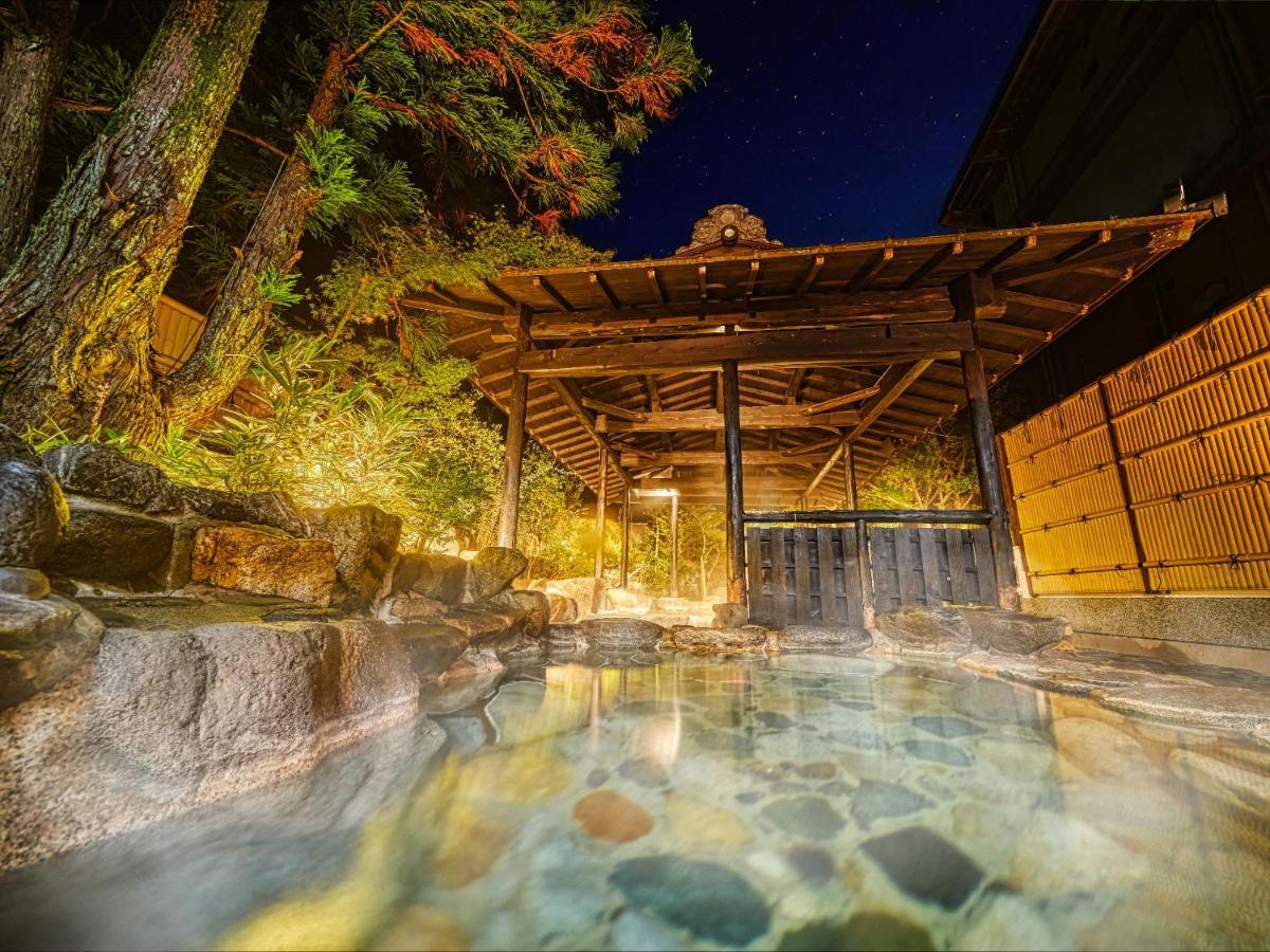 Отель Ooedo Onsen Monogatari Terunoyu Maniwa Экстерьер фото